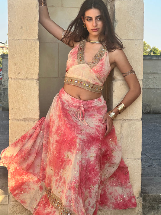 Set coordinato rosa e bianco tie-dye con ricami a mano