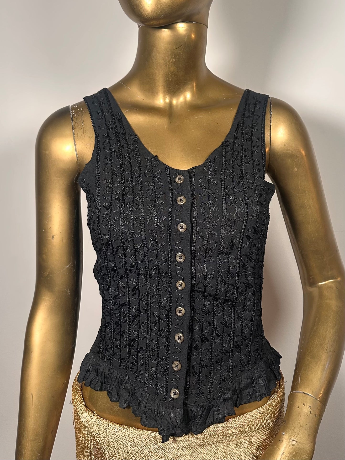 Top desert queen black