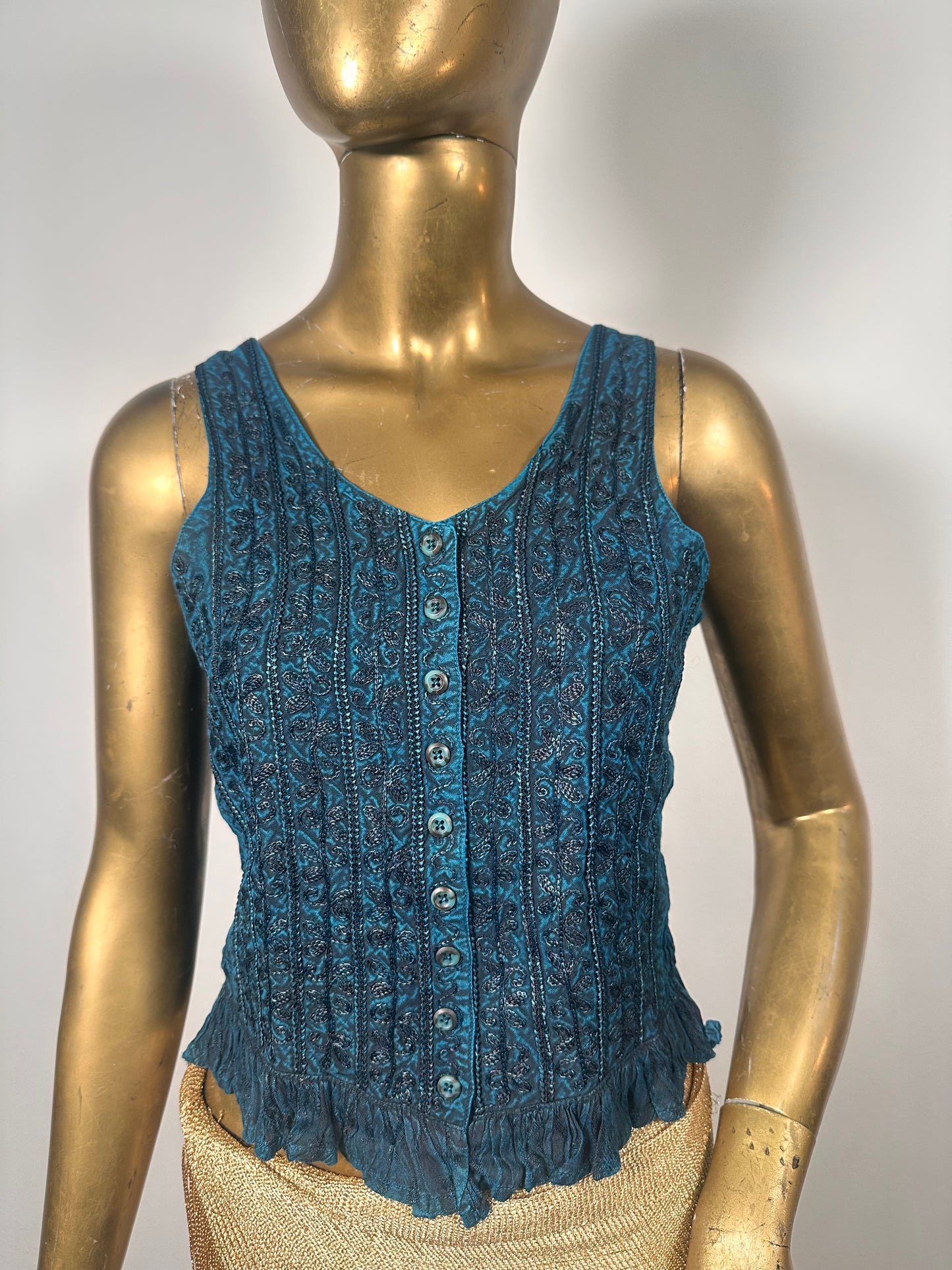 Top desert queen blue