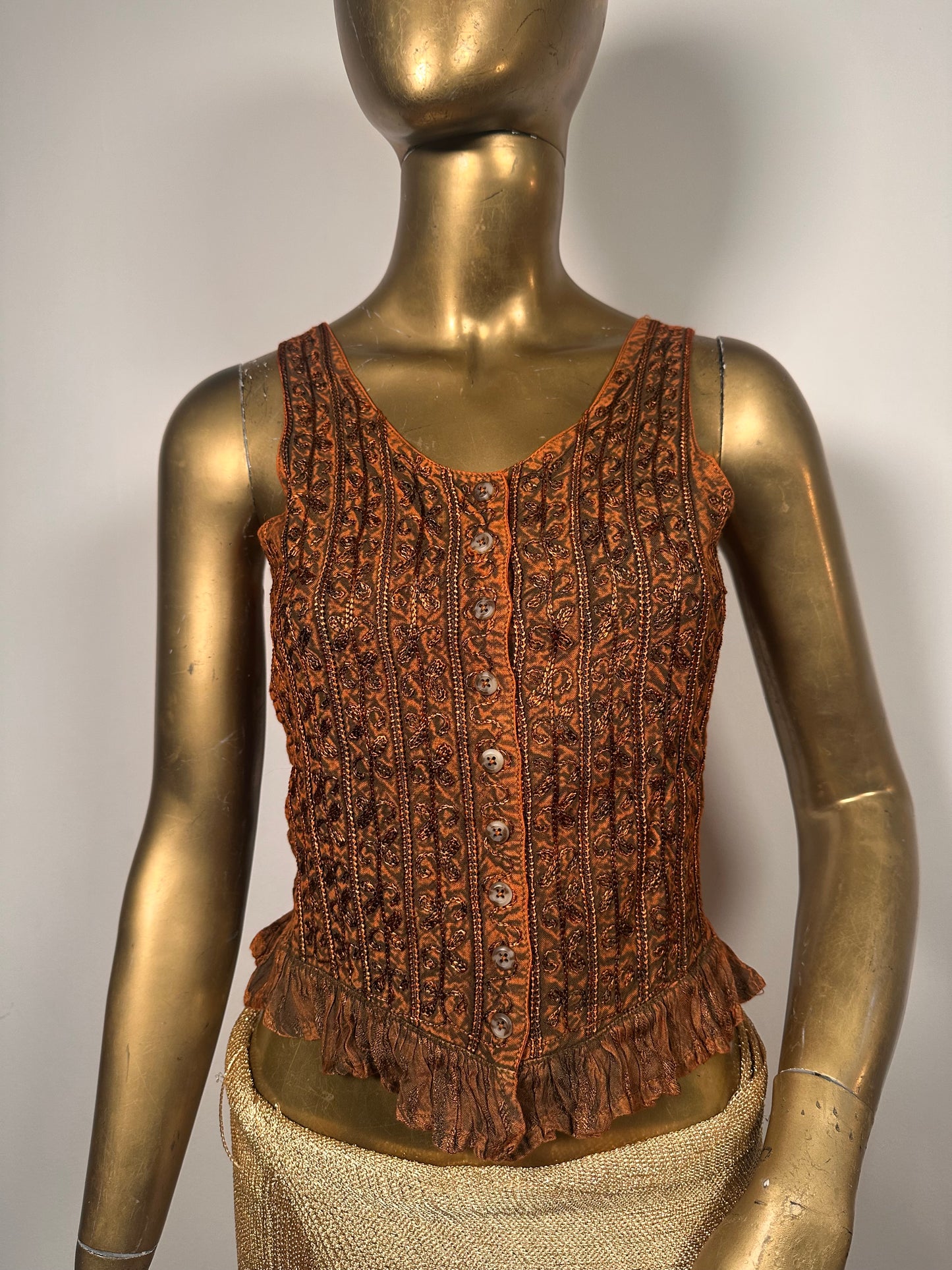 Top desert queen gilt bronze