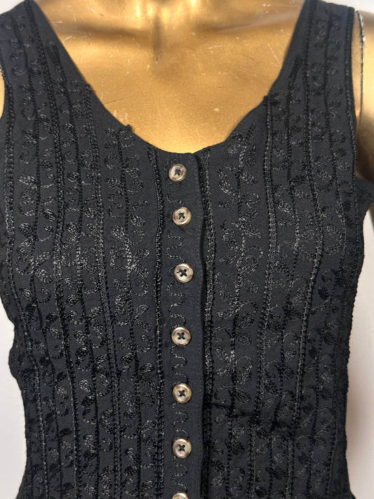 Top desert queen black