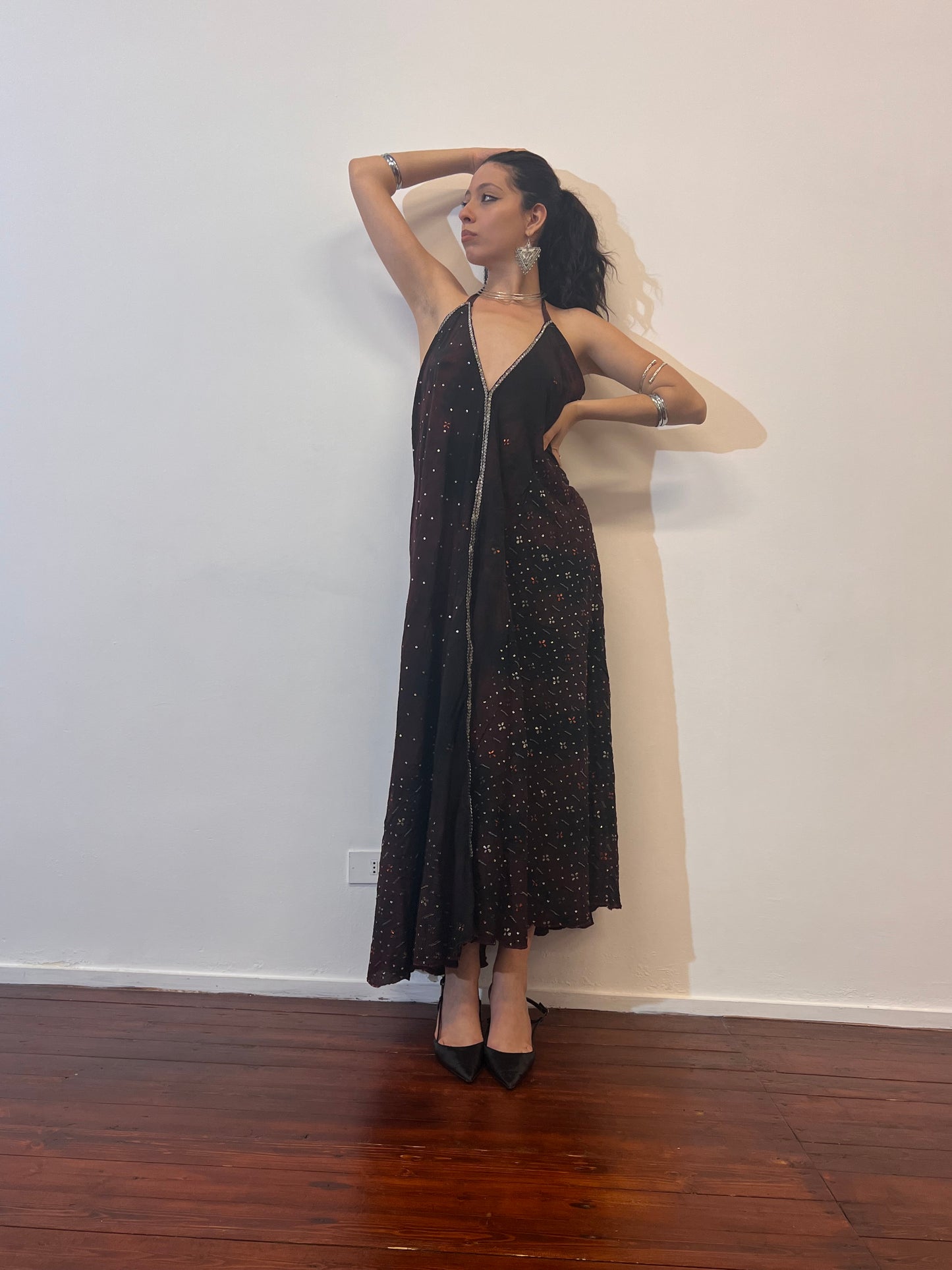 Vestito elegante con scollatura
