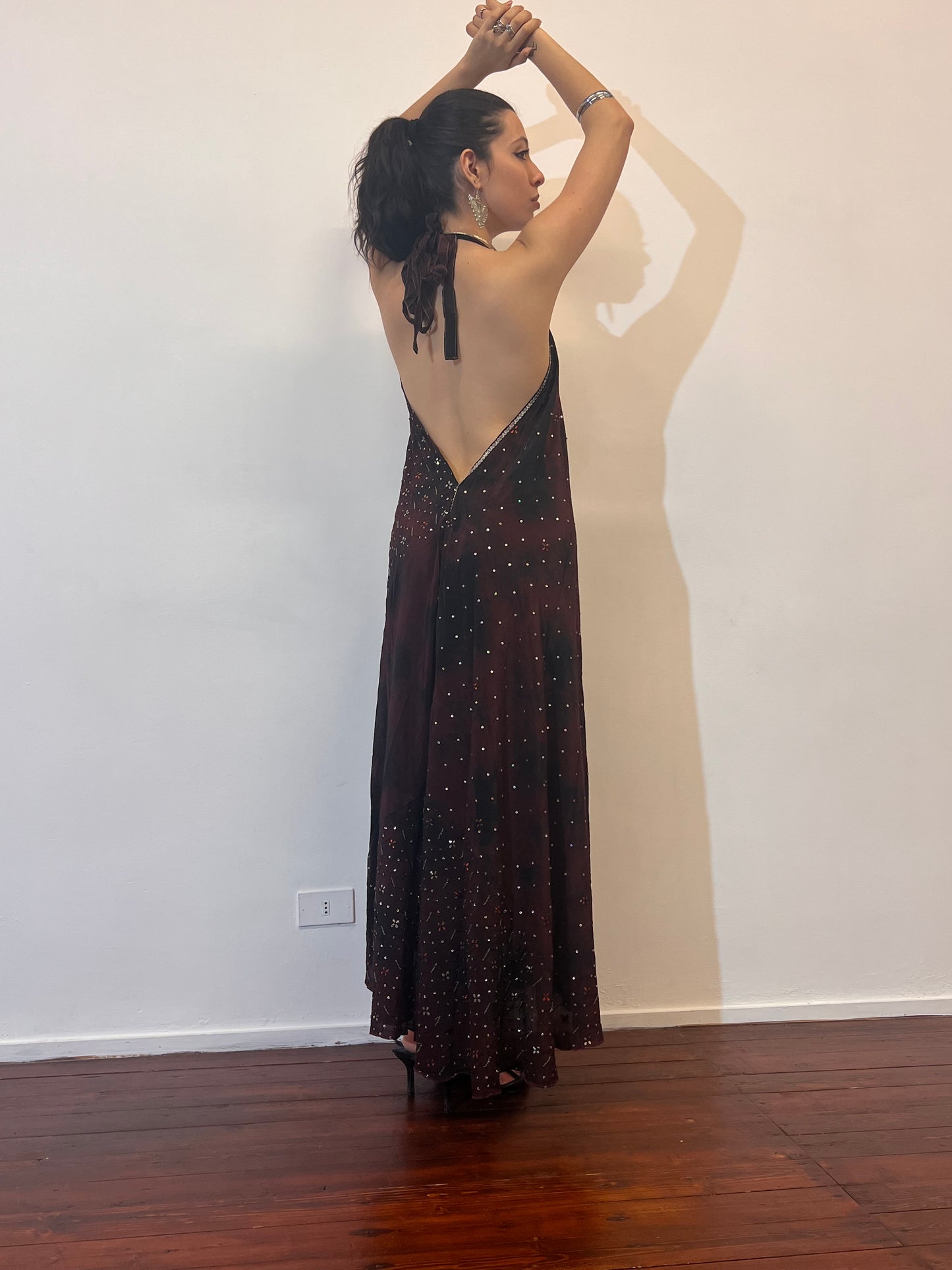Vestito elegante con scollatura